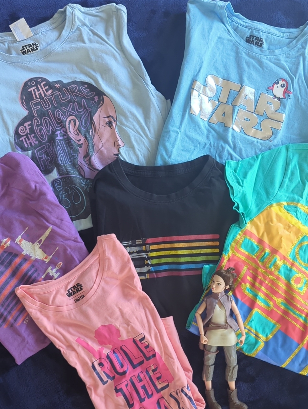 Star Wars Girls Graphic Tee Shirt Bundle With Rey Doll
